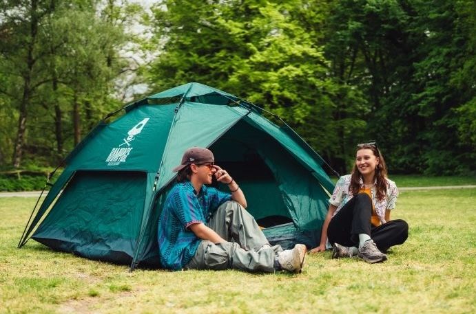 Rampage Bus x Rent a Tent 2p Rampage Bus x Rent a Tent 2p